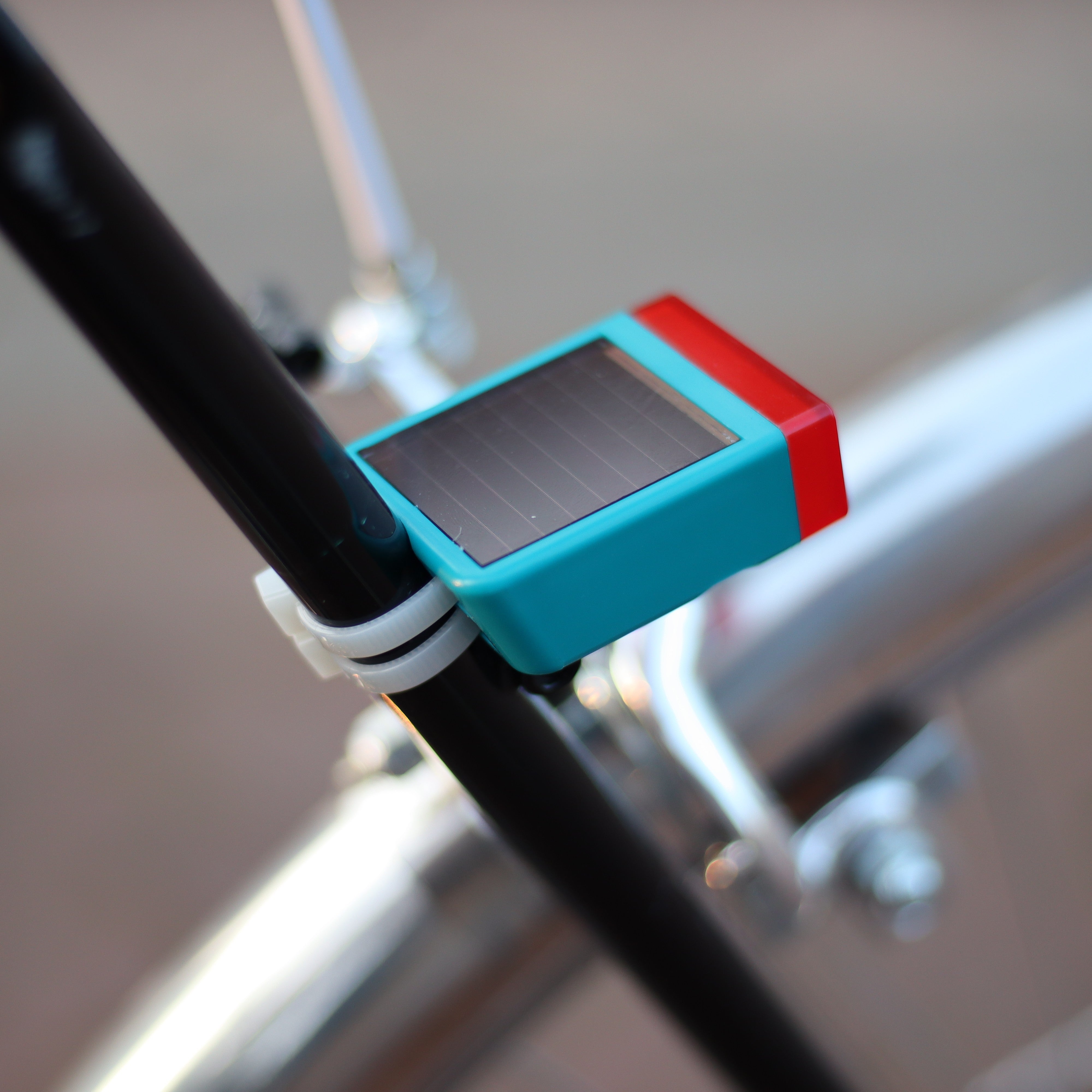 LITTA 1 - Solar Bikelights