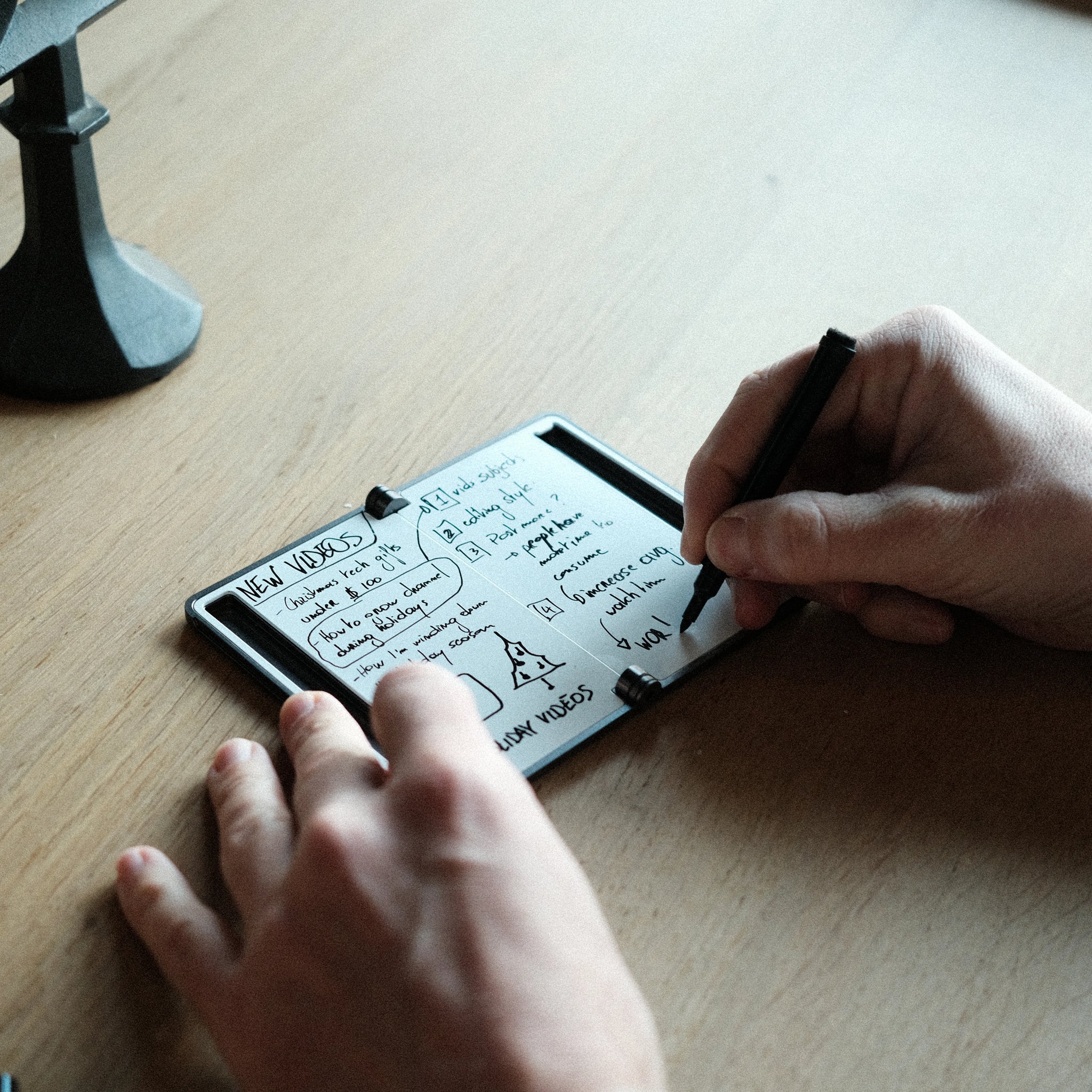 Tangible Note 4 Reasons MEMO is better than Smartphone Note-Taking